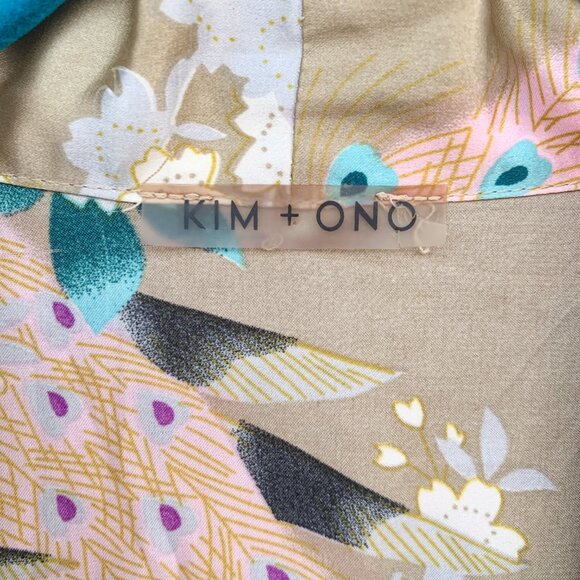 Peacock Kimono Bat Wing Sleeves Golden Beige Orchids Floral No Belt Size XL - Picture 6 of 12